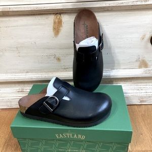 Black Clogs Vegan Leather 7 New Runs larger closer to 7.5